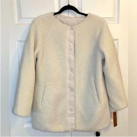 Koolaburra by UGG NWT Reversible Sherpa Quilted Jacket size Small - Picture 8 of 14